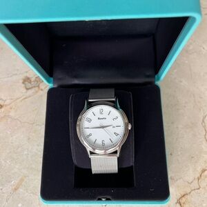 Roots men’s/women’s wristwatch